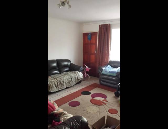 2 BEDROOM APARTMENT FOR SALE IN BEYERS PARK